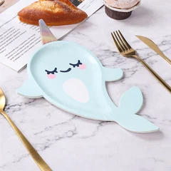 Хартиена чиния